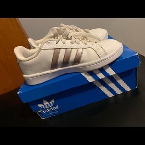 Adidas Grand Court Women’s Sneakers